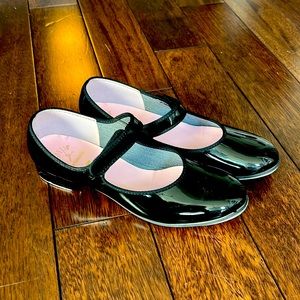 Big Girl Capezio Tap Shoes with VELCRO closure